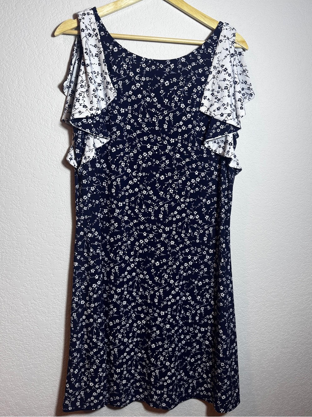Chaps Dress Womens XL Navy Blue White Floral Cold Shoulder Ruffle Shift